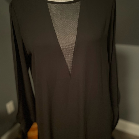 Express Sheer black blouse with open sleeve - Picture 3 of 7